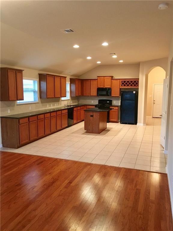 Foto del edificio - 112 Beargrass Dr