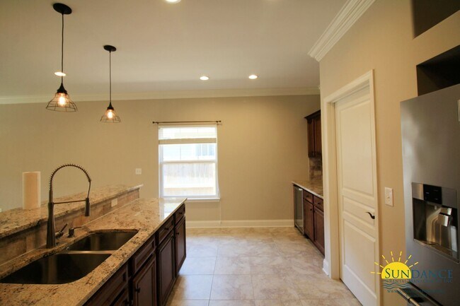 Foto del edificio - Gorgeous 4 Bedroom Home in Fort Walton Beach