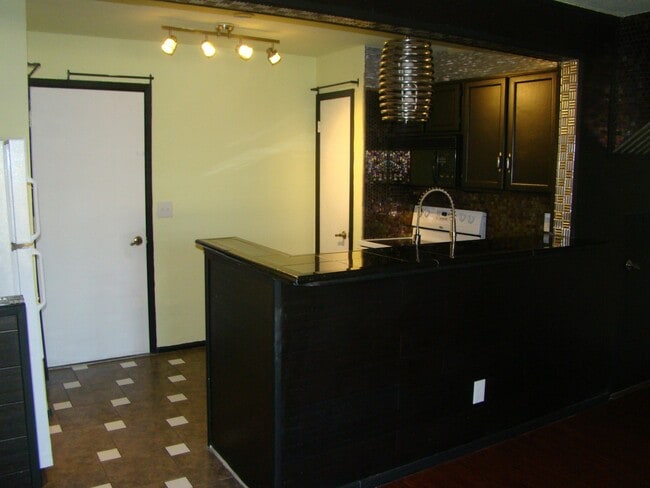 Photo - 30 E Brown Rd Apartment