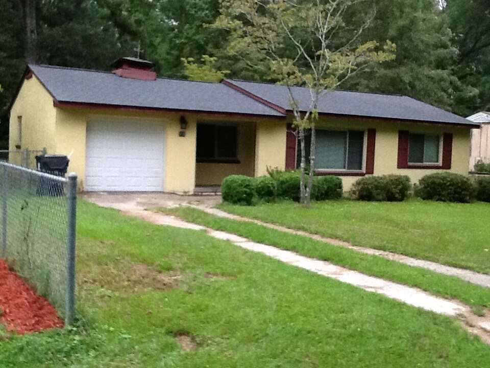 Primary Photo - 212 Nancy St