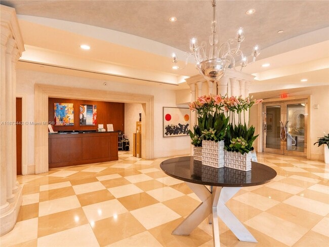 Foto del edificio - 250 Sunny Isles Blvd