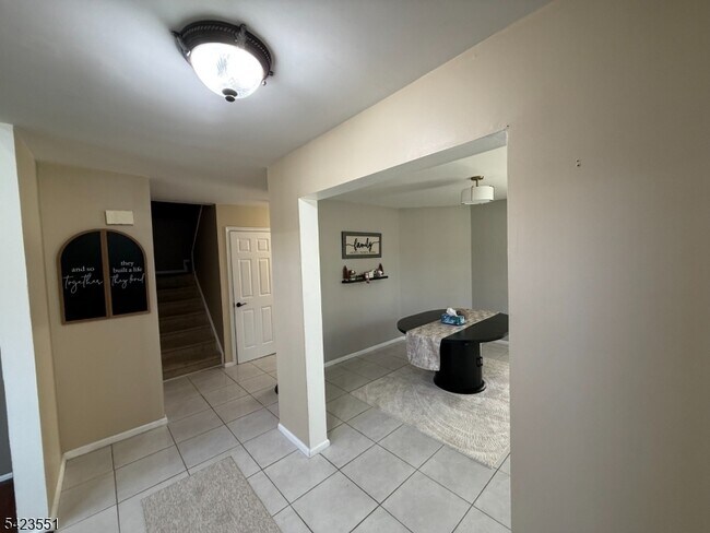 Foto del edificio - 2 Sapphire Ln