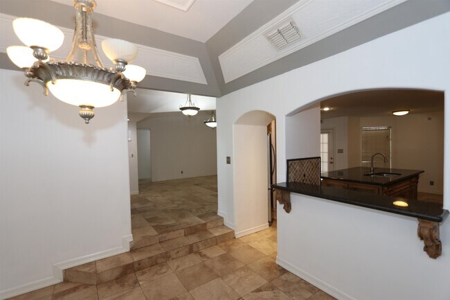 Foto del edificio - 609 St James Ct