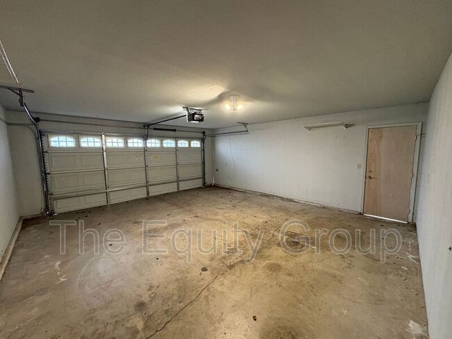 Building Photo - 644 N Atwood St