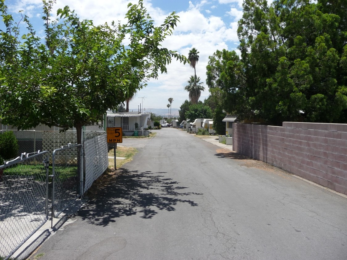 Palm Grove Trailer Park Apartments in Highland, CA