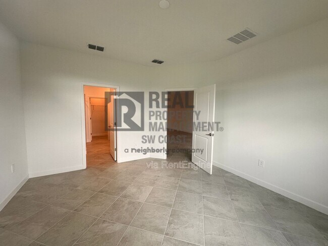 Foto del edificio - 20503 Hazelnut Ct S