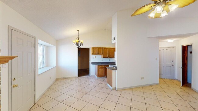 Foto del edificio - 3 Bed / 1.75 Bath in Alamogordo, NM!