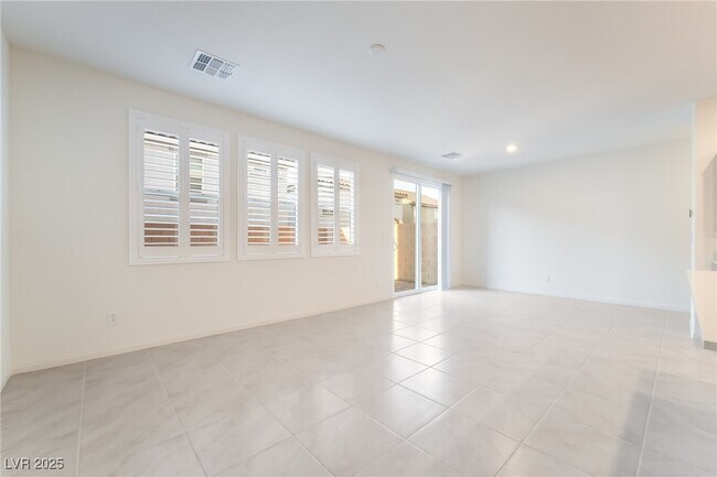 Foto del edificio - 9122 Nostrand Ave
