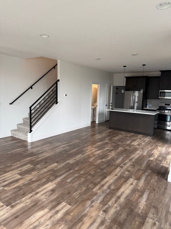 Foto del edificio - Hillsboro Townhouse/Condo