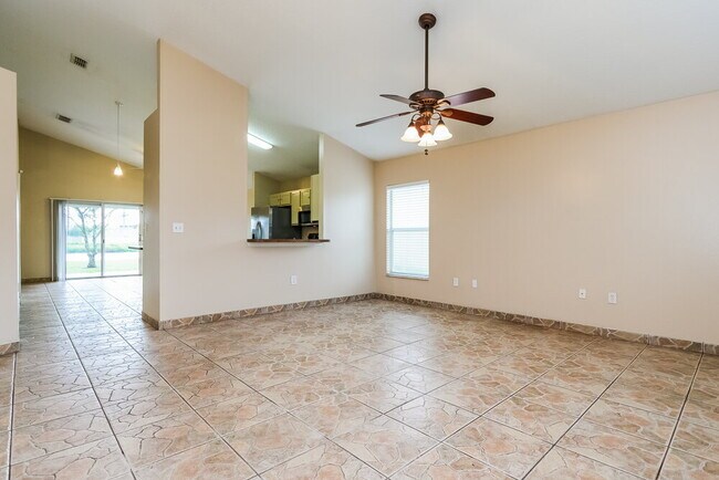 Foto del edificio - 3320 Kelsey Ln