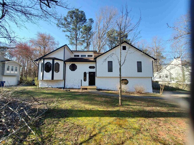 Building Photo - 2461 Chauncey Ln