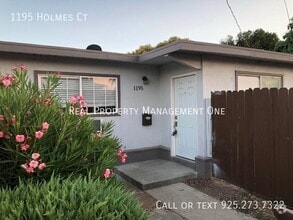 Building Photo - 1195 Holmes Ct