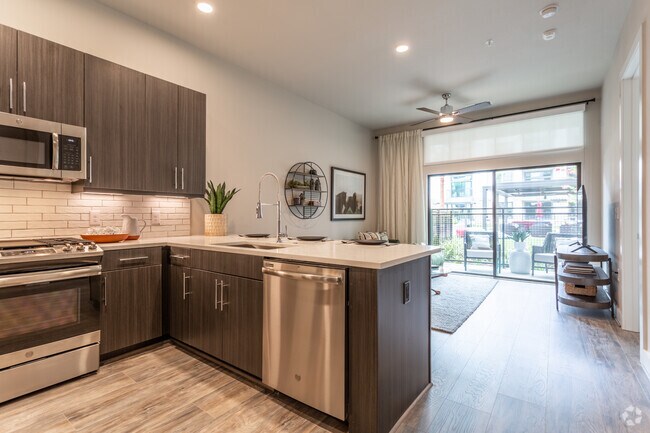 Broadstone Sawyer Yards Apartments Houston, TX