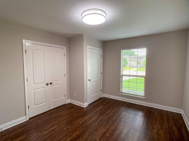 Building Photo - 11703 Brighton Ln