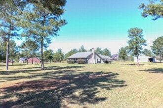 Building Photo - 110 Lacey Ln