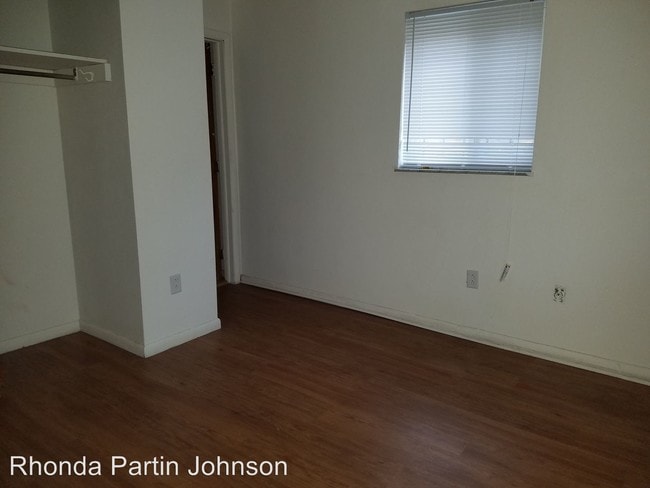 Building Photo - 3627 Delphos Ave