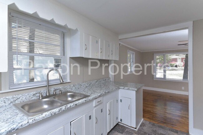 Foto del edificio - Belmont Home