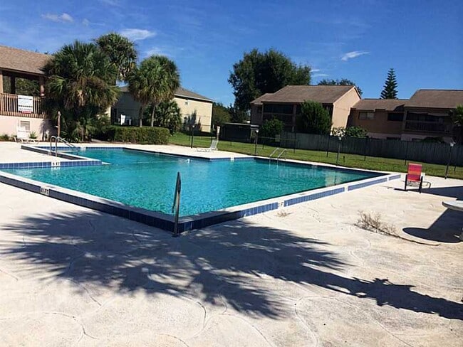Building Photo - 2 bed 2 bath in winterpark!