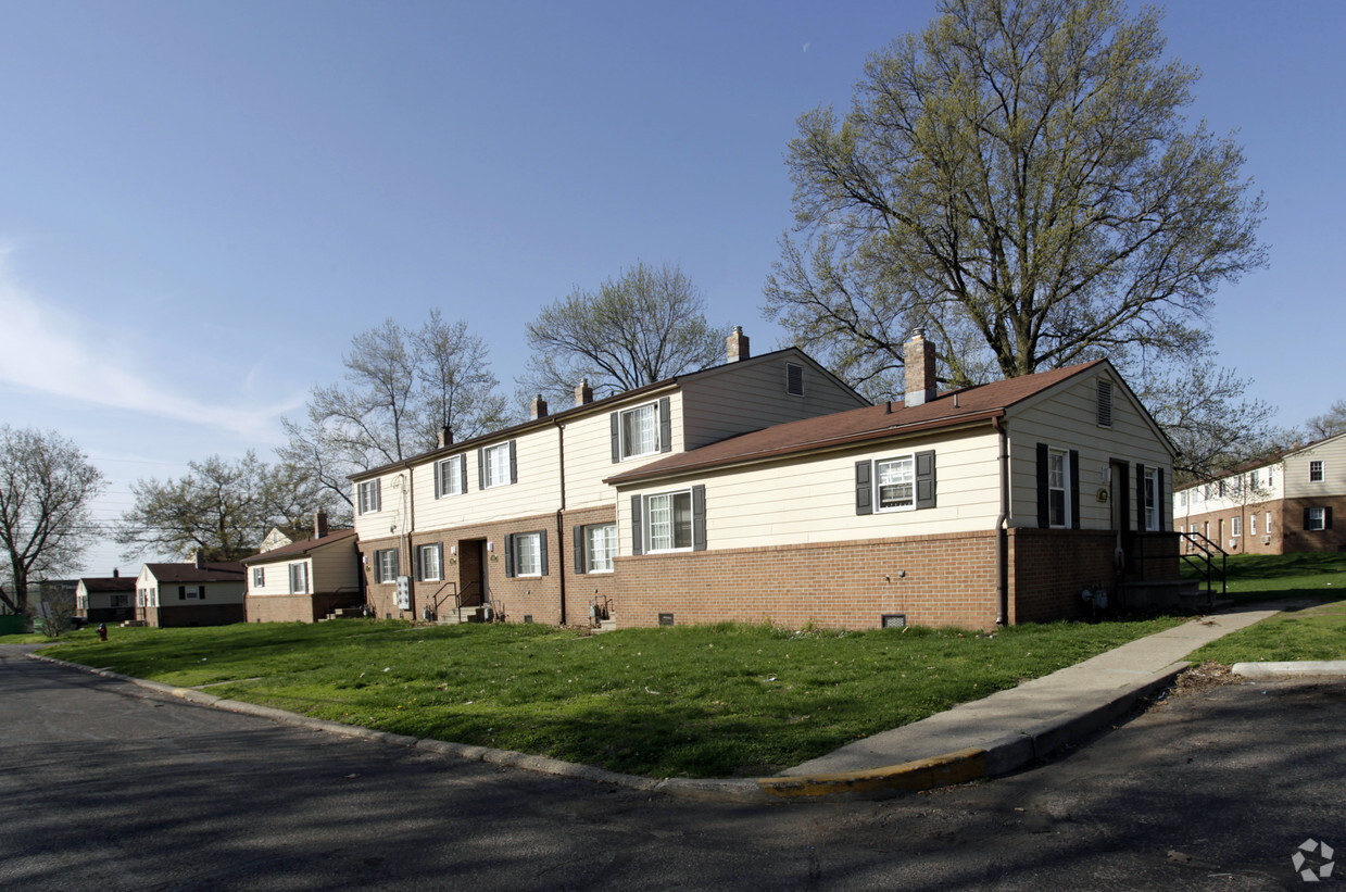 Beacon Heights Apartments - Apartments in South Bend, IN | Apartments.com