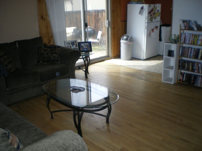 Building Photo - Convenient Location! Easy walk to CU Campu...