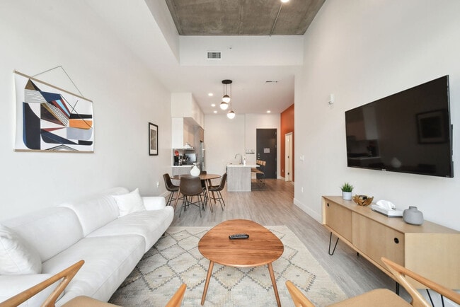 Building Photo - 2880 Zuni St