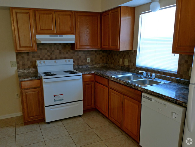 Interior Photo - Lake Buckeye Apartments