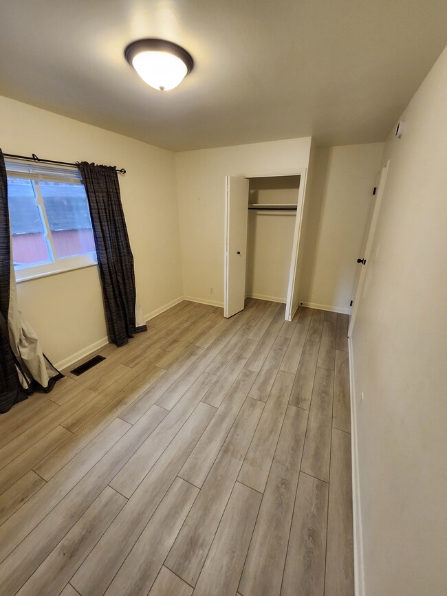 Foto del edificio - 119 Tall Timber Ct