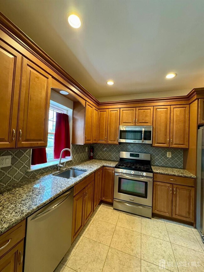 Foto del edificio - 7381 Elm Ct