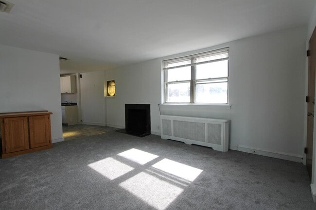 Photo - 6711 S Pleasant Pl Apartment