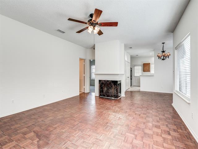 Foto del edificio - 715 Normandy Dr