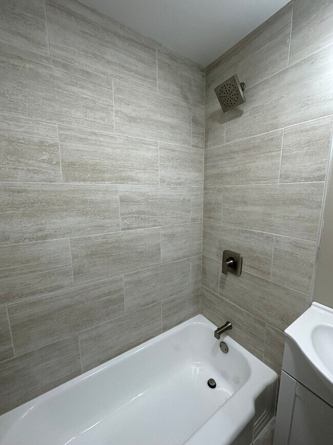 Foto del edificio - 2826 W Parnell Ave