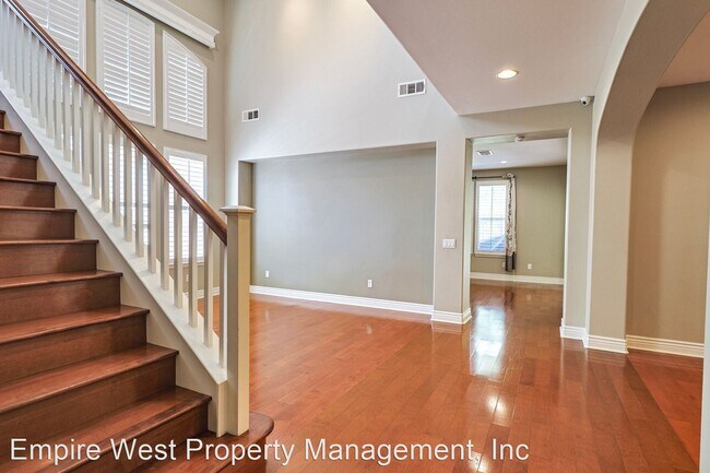 Foto del edificio - 5 br, 3 bath House - 28115 De La Vina Way