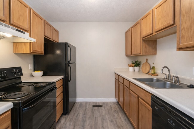 Building Photo - Shiloh Gardens Independent Living