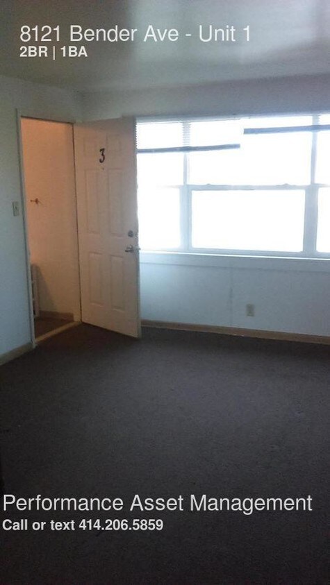 Foto del edificio - 8121 W Bender Ave