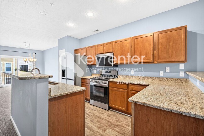 Foto del edificio - Discover this well-appointed 3-bedroom, 2-bath home in Indianapolis within an HOA community