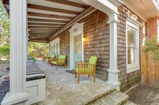Building Photo - 419 Paulus Ave