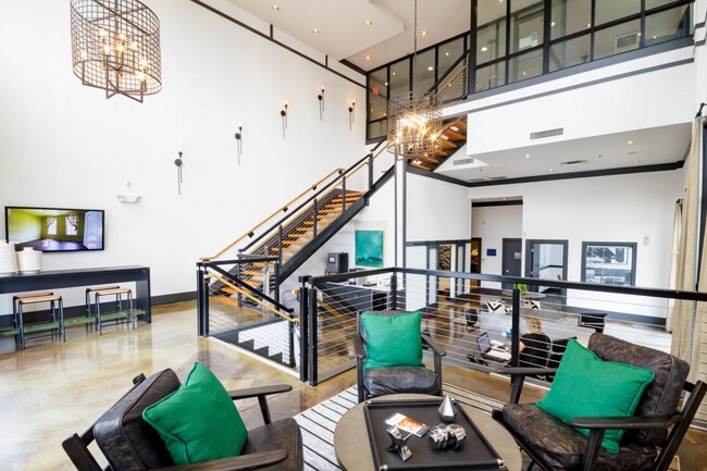 Foto del edificio - 571 Broadview Pl NE