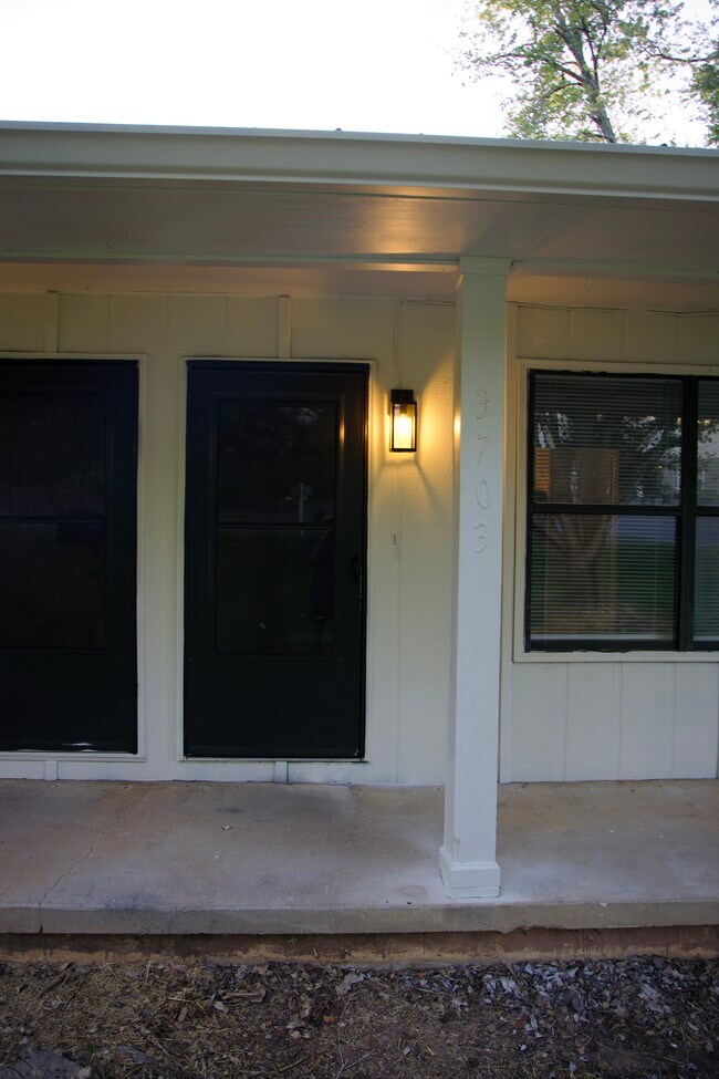 Foto del edificio - 3701 Stephens Rd NE