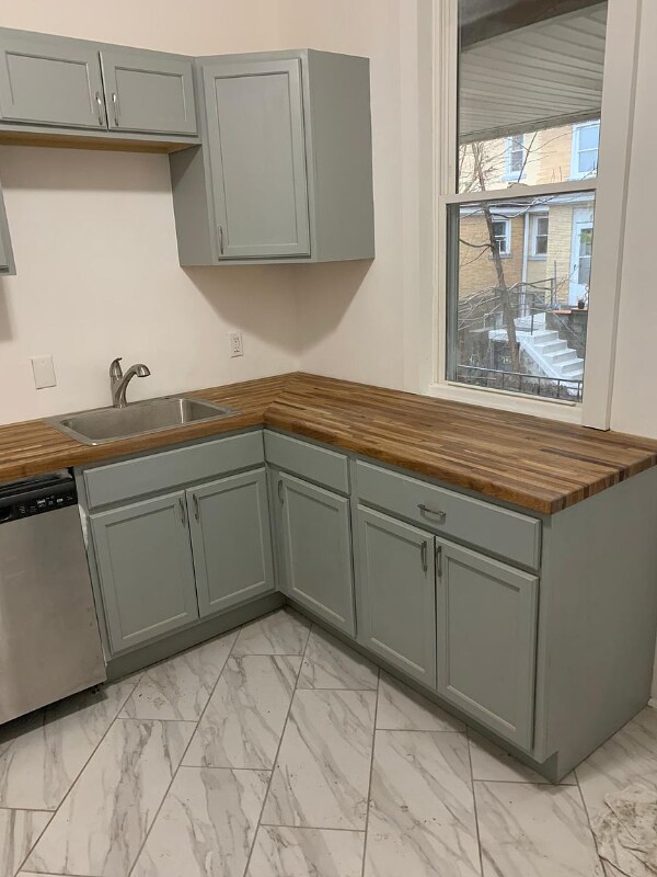 421 Kingsboro St, Pittsburgh, PA 15211 House Rental in Pittsburgh, PA