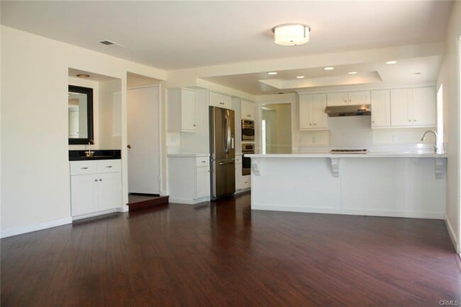 Building Photo - 20 Palmatum