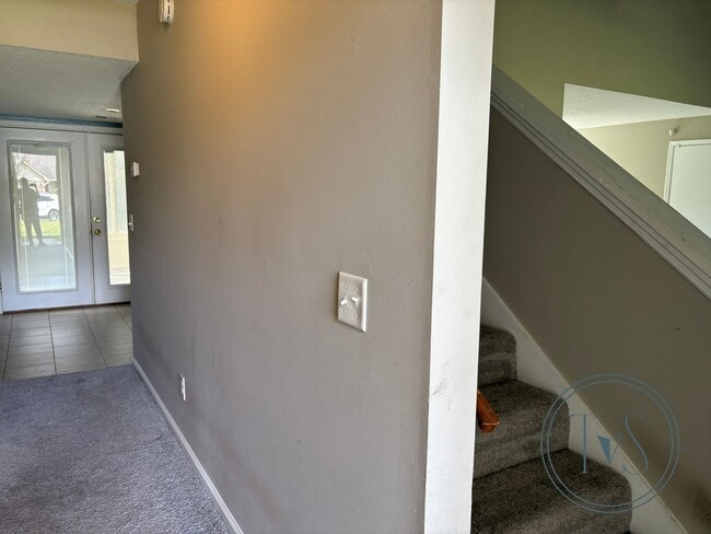 Building Photo - 21 Woody Ct