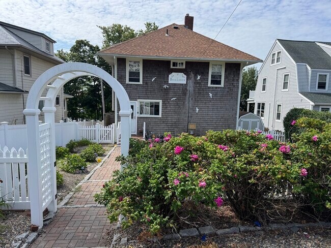 Foto del edificio - 11 Mayflower Rd