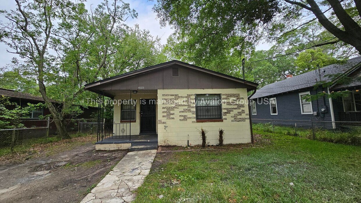 Primary Photo - 3910 Lee Street