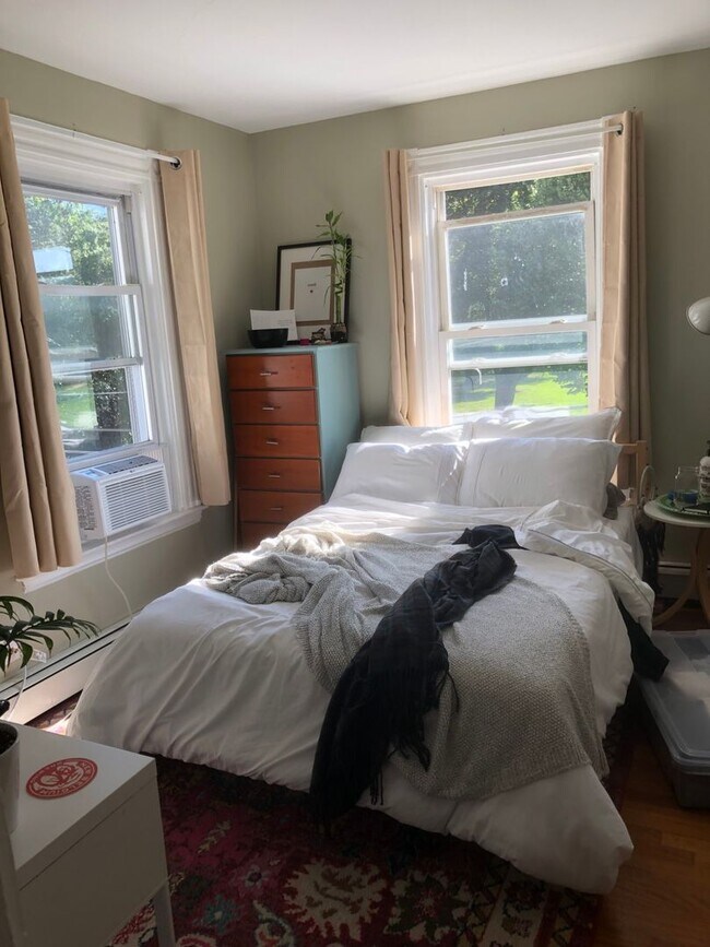 Foto del edificio - 13 High St Pl