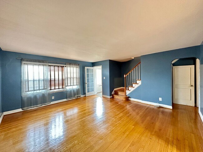 Foto del edificio - Charming 3 Bedroom/1.5 Bathroom Townhome with In-Unit Laundry in Towson, MD!