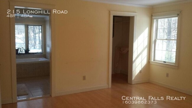 Building Photo - Single Family House for Rent !