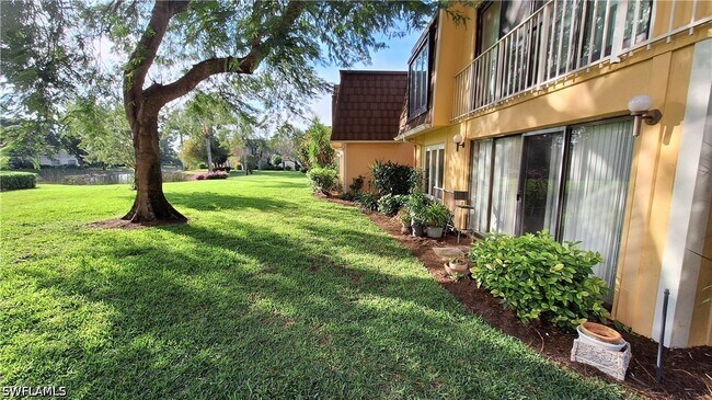 Foto del edificio - 406 Meadowlark Ln
