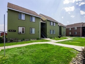 Building Photo - 2212 Cove Ave