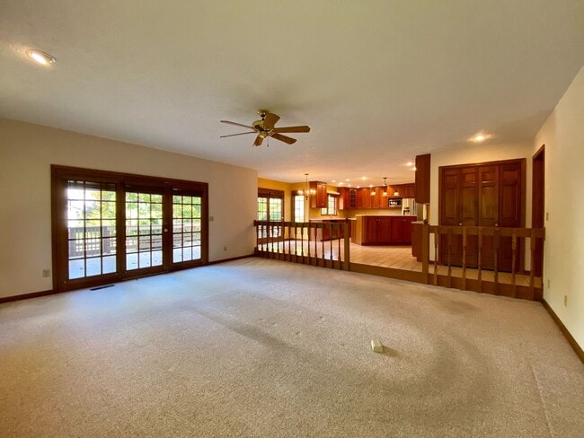 Foto del edificio - Available July 28th, 2026!