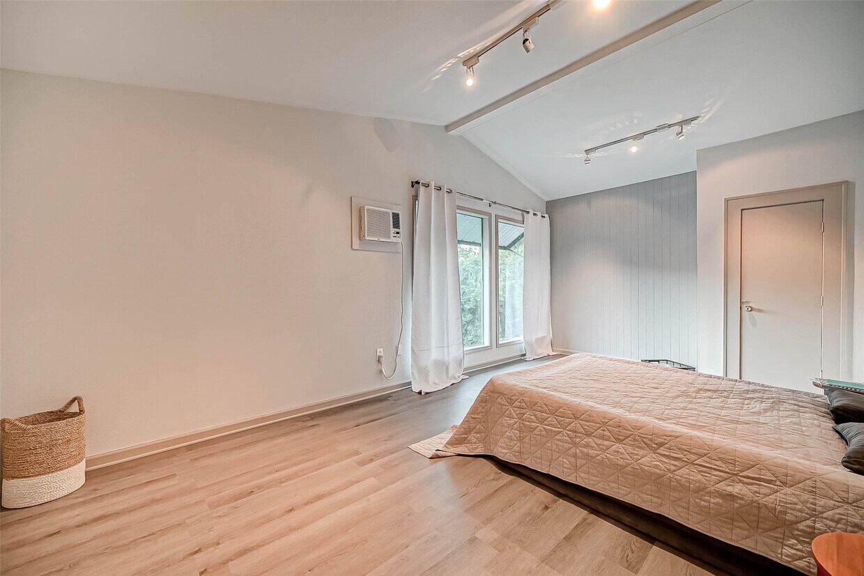 Foto del edificio - 1612 W Alabama St